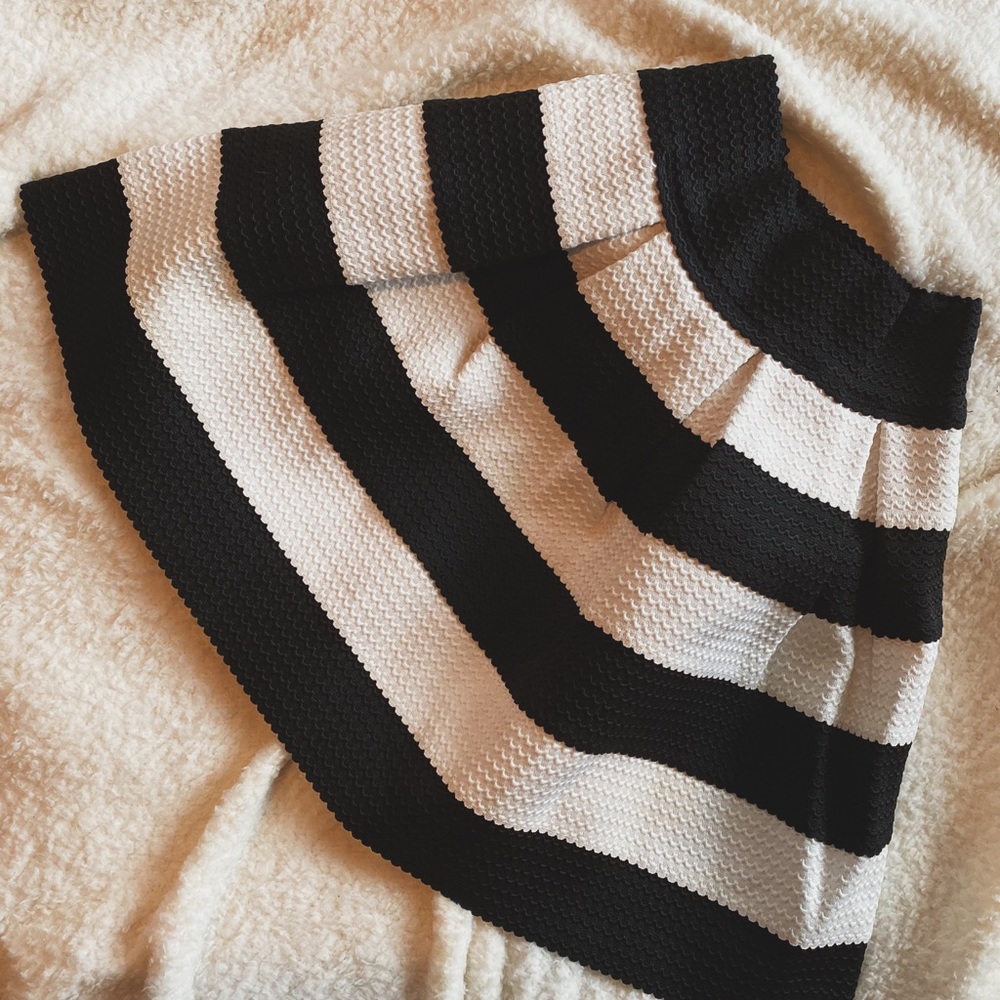 Preppy Black and White Stripe Skirt